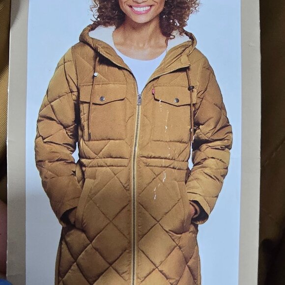 Levi's Women's Soft Sherpa Lined Diamond Quilted Long Parka Jacket Tan NWT